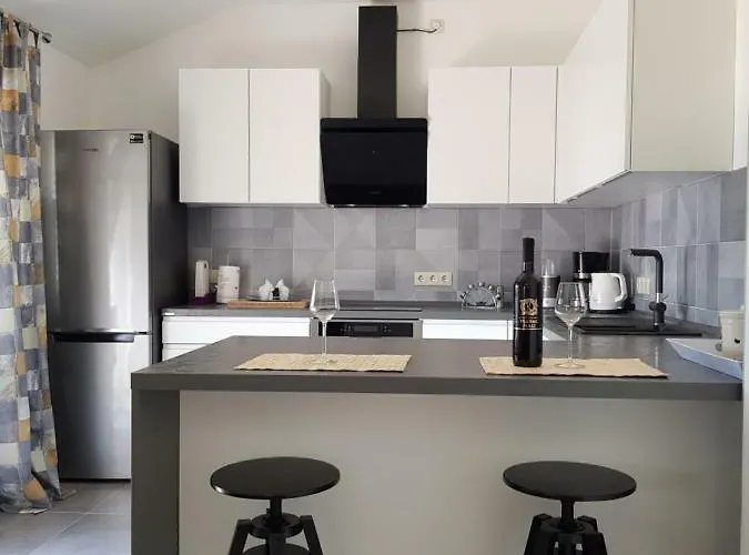 Krizanac Apartment *